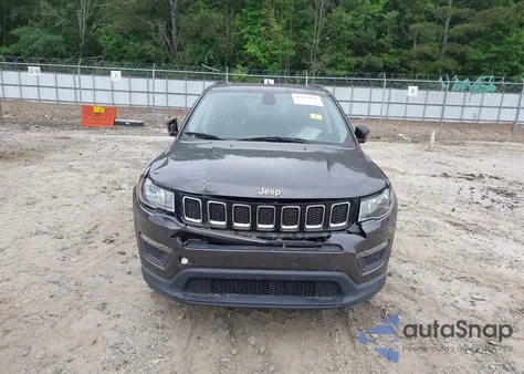 2018 Jeep Compass Sport Fwd из США, поврежденный, VIN 3C4NJCAB0JT335333